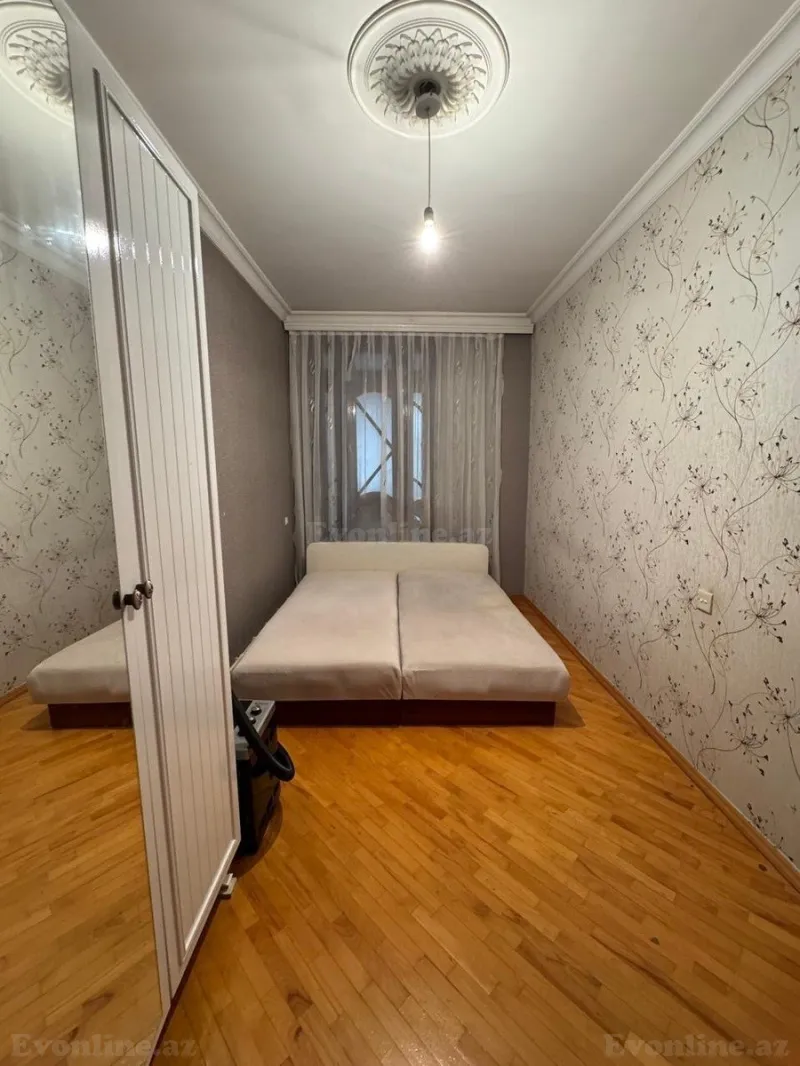 Kirayə verilir 4 otaqlı Mənzil Köhnə tikili 120 m² Qara Qarayev m. - şəkil 9