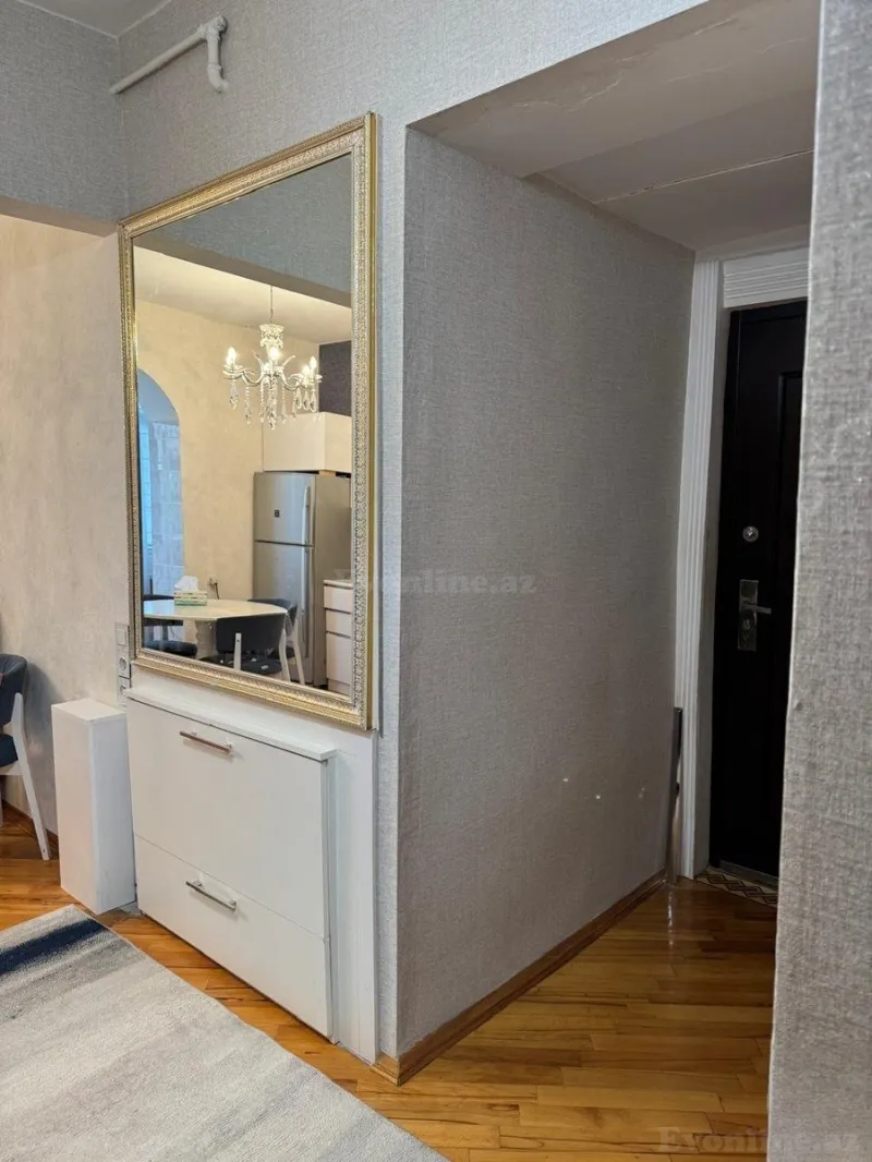 Kirayə verilir 4 otaqlı Mənzil Köhnə tikili 120 m² Qara Qarayev m. - şəkil 10