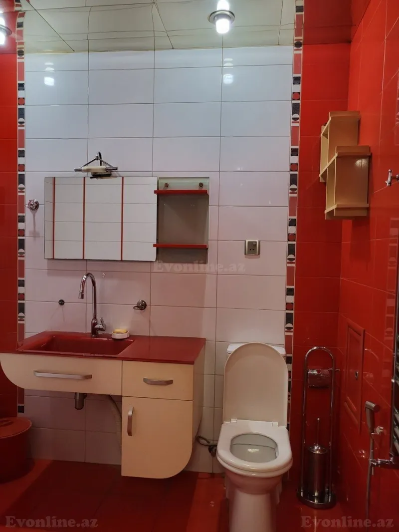 Satılır 4 otaqlı Mənzil Yeni tikili 180 m² Nizami m. - şəkil 17