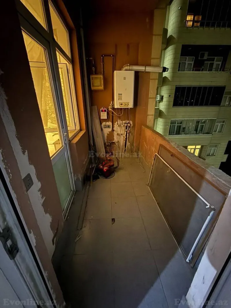 Satılır 2 otaqlı Mənzil Yeni tikili 50 m² Xalqlar Dostluğu m. - şəkil 4
