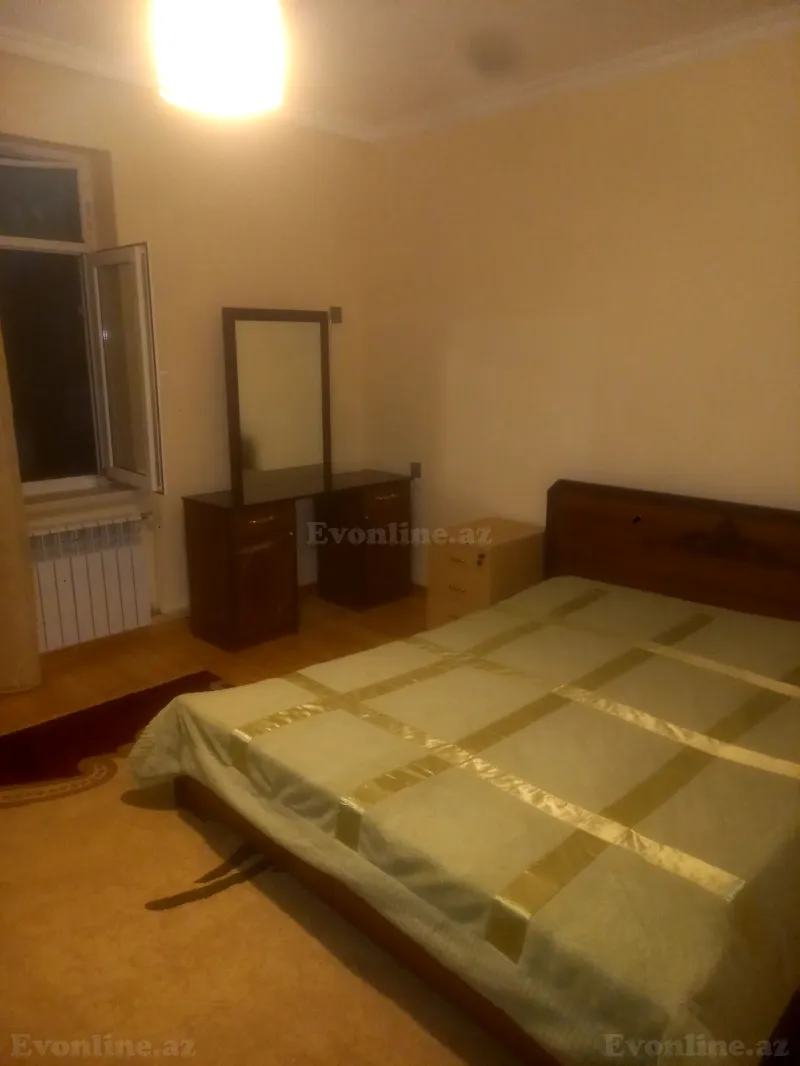 Kirayə verilir 2 otaqlı Həyət evi 70 m² Neftçilər m. - şəkil 2