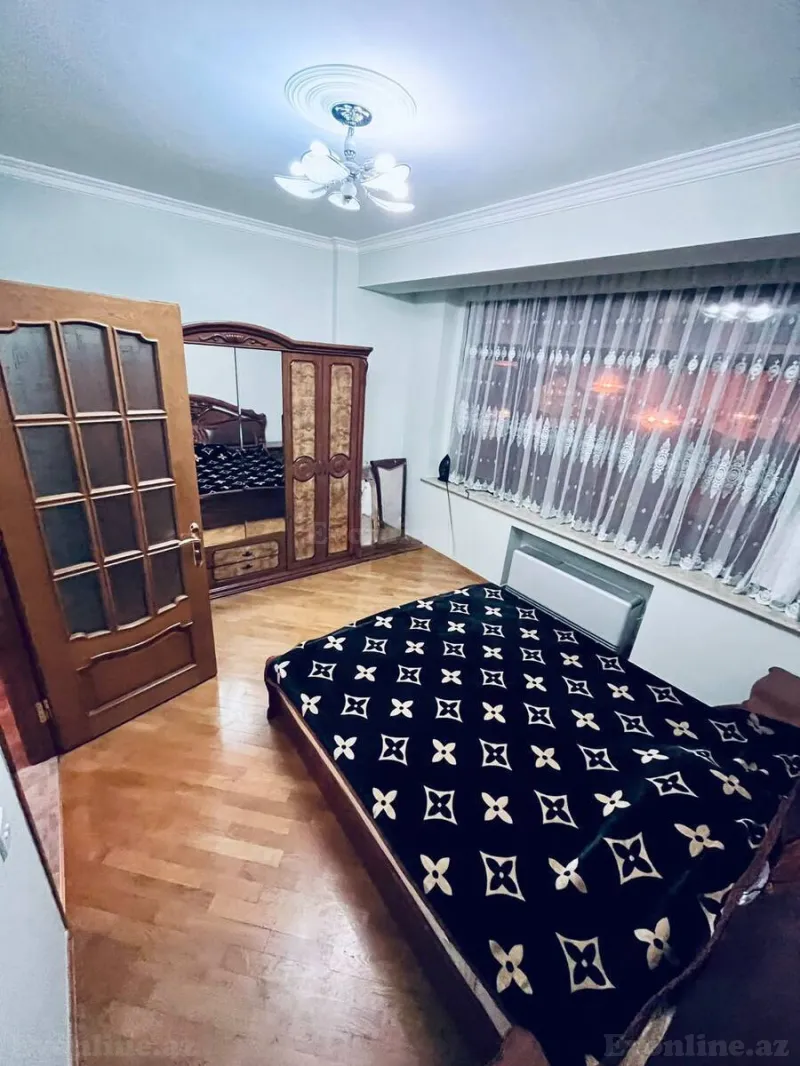 Kirayə verilir 4 otaqlı Mənzil Yeni tikili 145 m² Səbail r. - şəkil 5