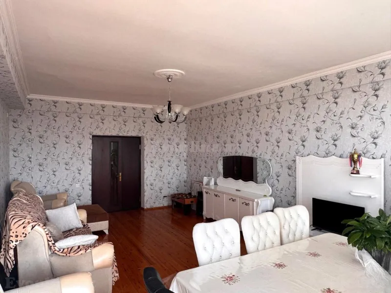 Kirayə verilir 3 otaqlı Mənzil Yeni tikili 145 m² Neftçilər m. - şəkil 2