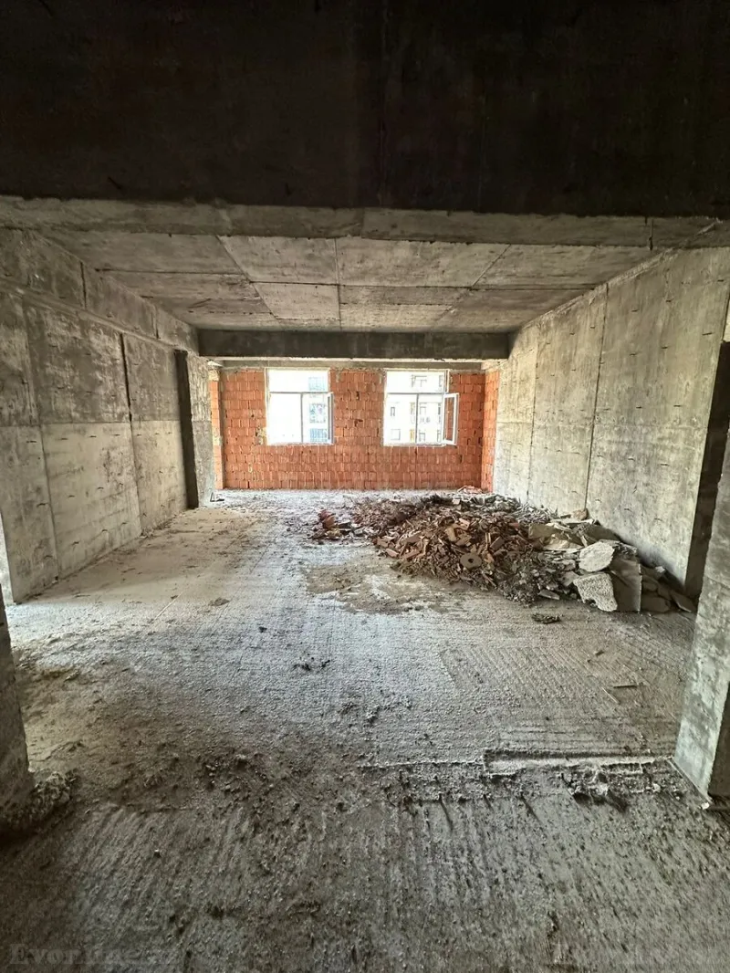 Satılır 4 otaqlı Mənzil Yeni tikili 212 m² 28 May m. - şəkil 4