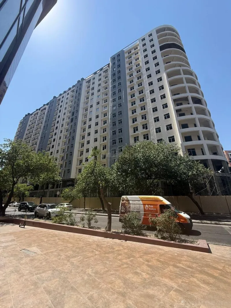 Satılır 4 otaqlı Mənzil Yeni tikili 212 m² 28 May m. - şəkil 15