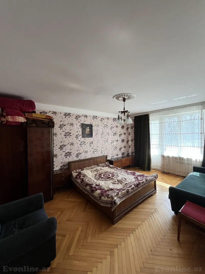3 otaqlı Mənzil 100 m² Elmlər Akademiyası m. Kirayə verilir