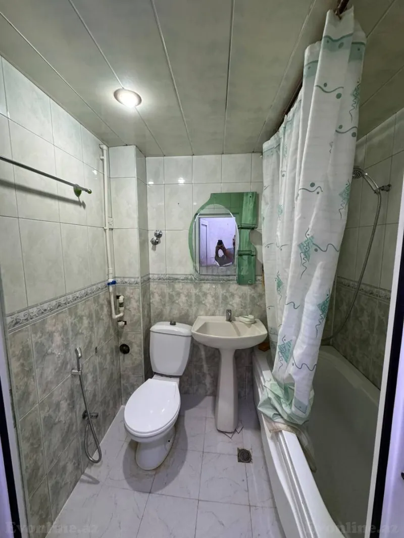 Kirayə verilir 2 otaqlı Mənzil Köhnə tikili 55 m² 8-ci mikrorayon - şəkil 6