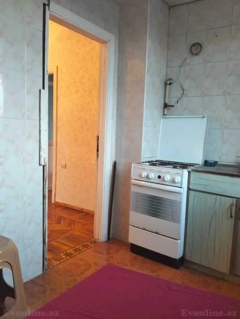 Kirayə verilir 2 otaqlı Mənzil Köhnə tikili 45 m² Xalqlar Dostluğu m. - şəkil 12