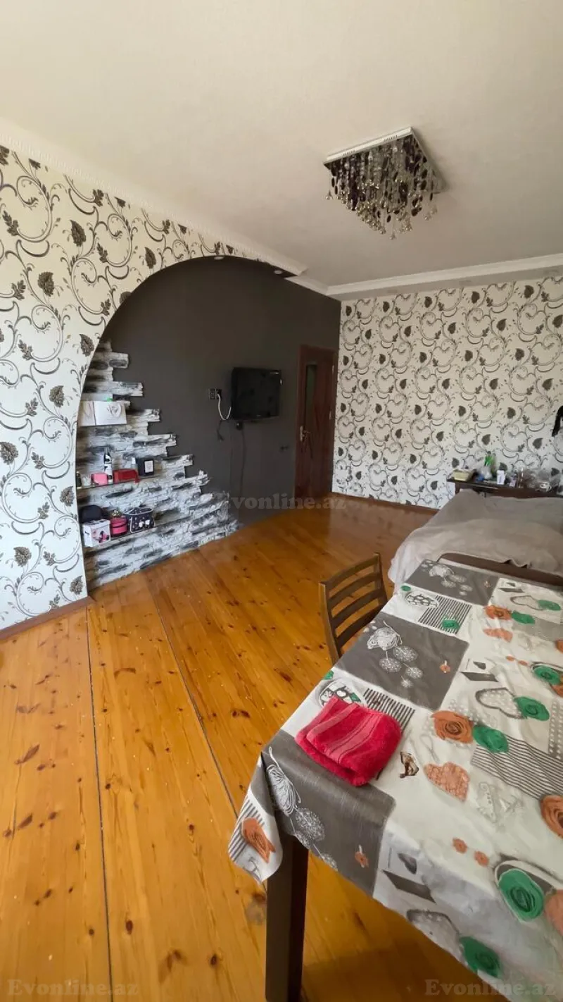 2 otaqlı Mənzil 50 m² Xırdalan Kirayə verilir
