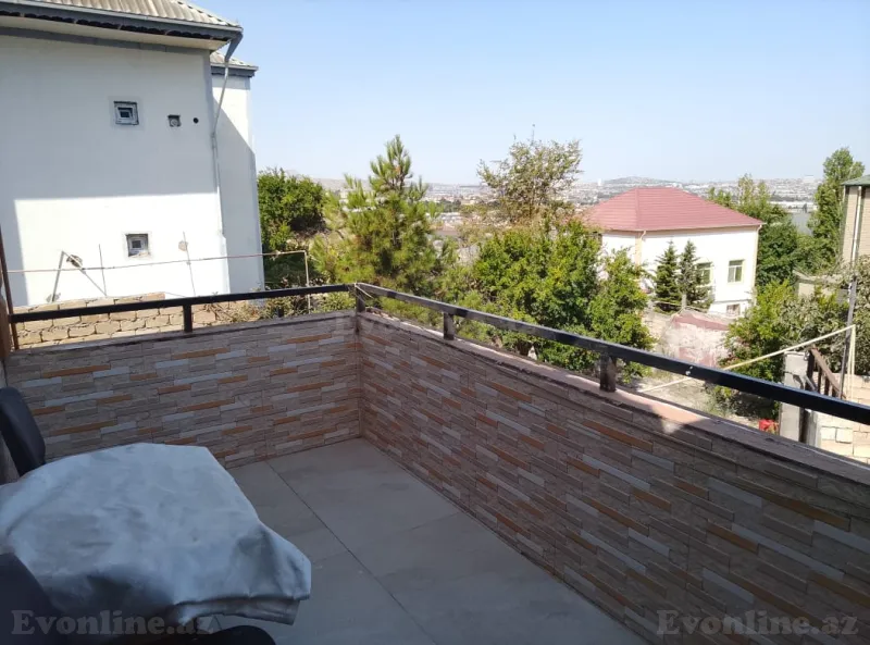 8 otaqlı Həyət evi 240 m² Biləcəri Satılır