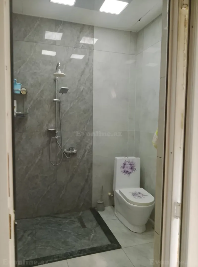 Satılır 8 otaqlı Həyət evi 240 m² Biləcəri - şəkil 6