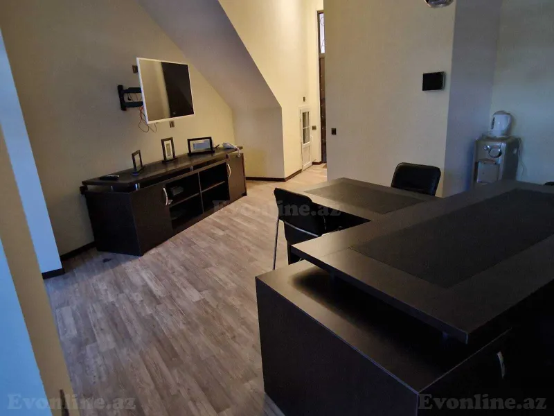 Kirayə verilir Ofis 200 m² Səbail r. - şəkil 9