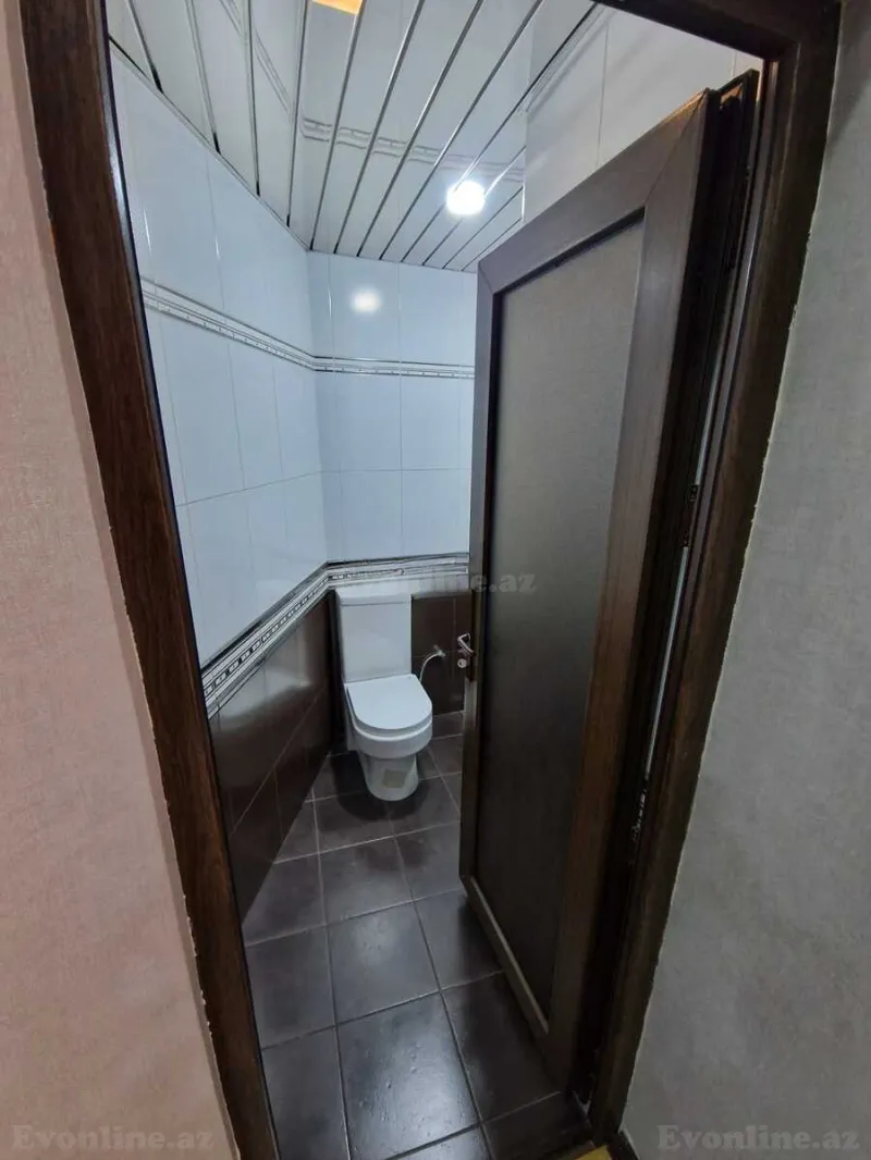 Kirayə verilir Ofis 200 m² Səbail r. - şəkil 11