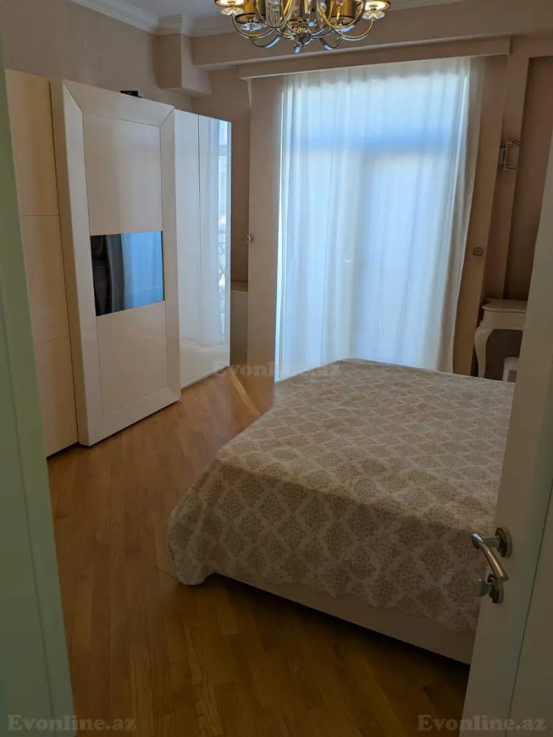 Kirayə verilir 3 otaqlı Mənzil Yeni tikili 120 m² Xətai r. - şəkil 10