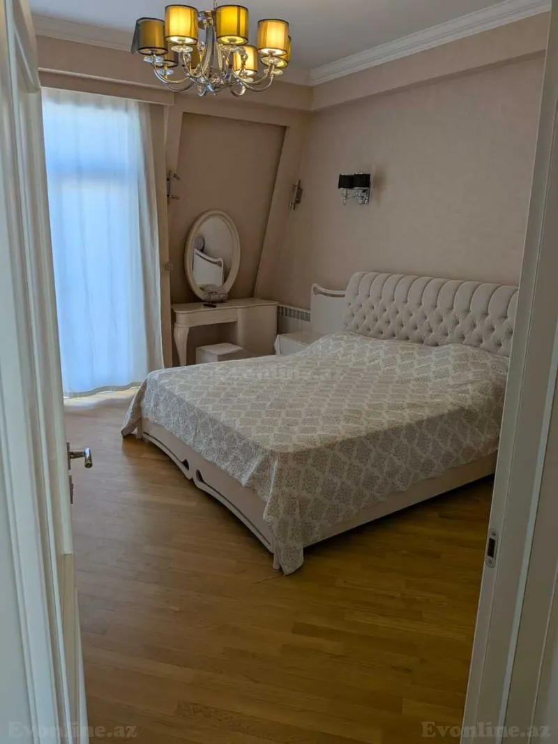 Kirayə verilir 3 otaqlı Mənzil Yeni tikili 120 m² Xətai r. - şəkil 13