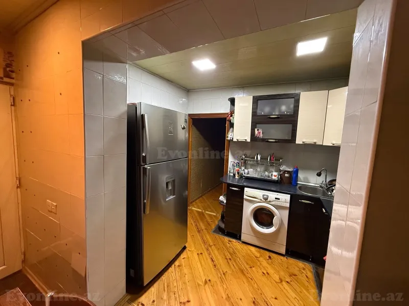 Satılır 3 otaqlı Mənzil Köhnə tikili 80 m² Yeni Günəşli - şəkil 6