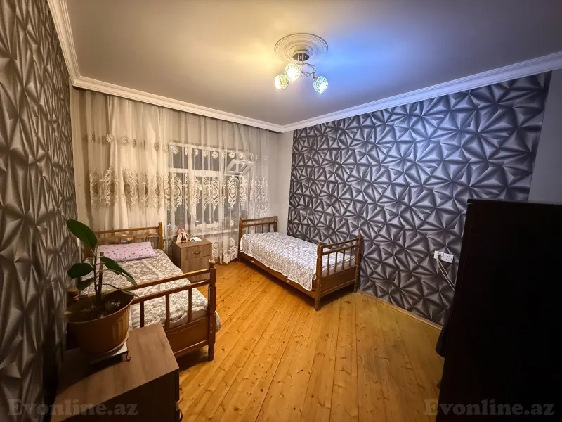 Satılır 3 otaqlı Mənzil Köhnə tikili 80 m² Yeni Günəşli - şəkil 9