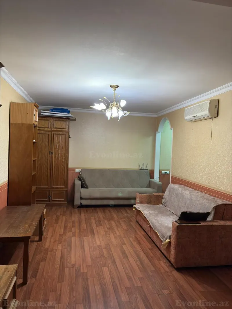 2 otaqlı Mənzil 50 m² Elmlər Akademiyası m. Kirayə verilir