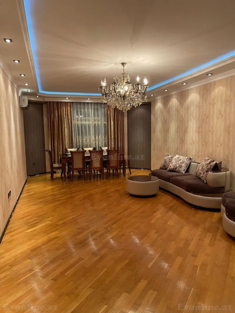 3 otaqlı Mənzil 156 m² Xətai r. Satılır