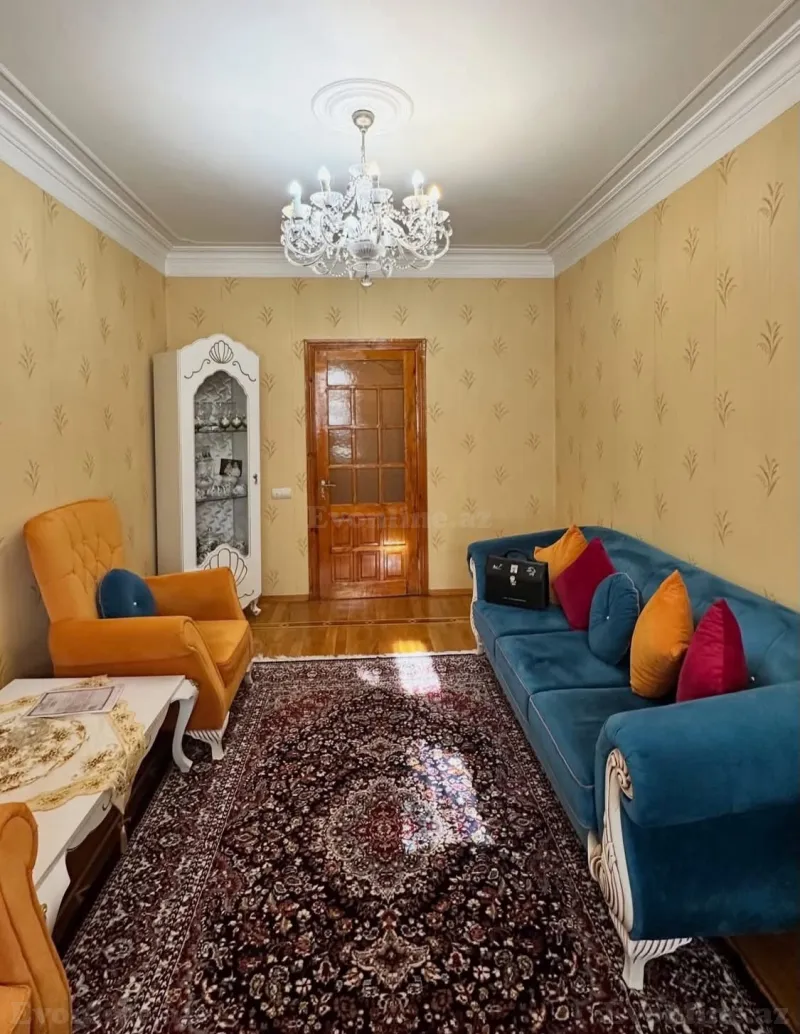 Satılır 3 otaqlı Mənzil Köhnə tikili 60 m² Əhmədli m. - şəkil 2