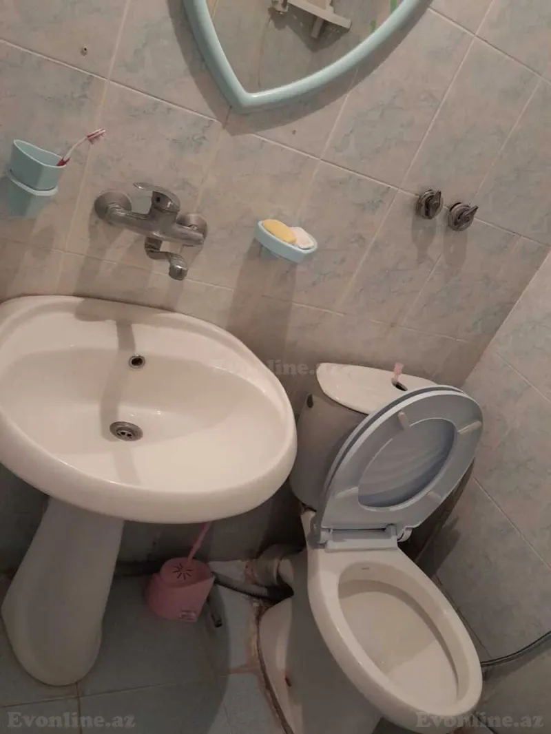 Kirayə verilir 1 otaqlı Mənzil Köhnə tikili 35 m² Elmlər Akademiyası m. - şəkil 12