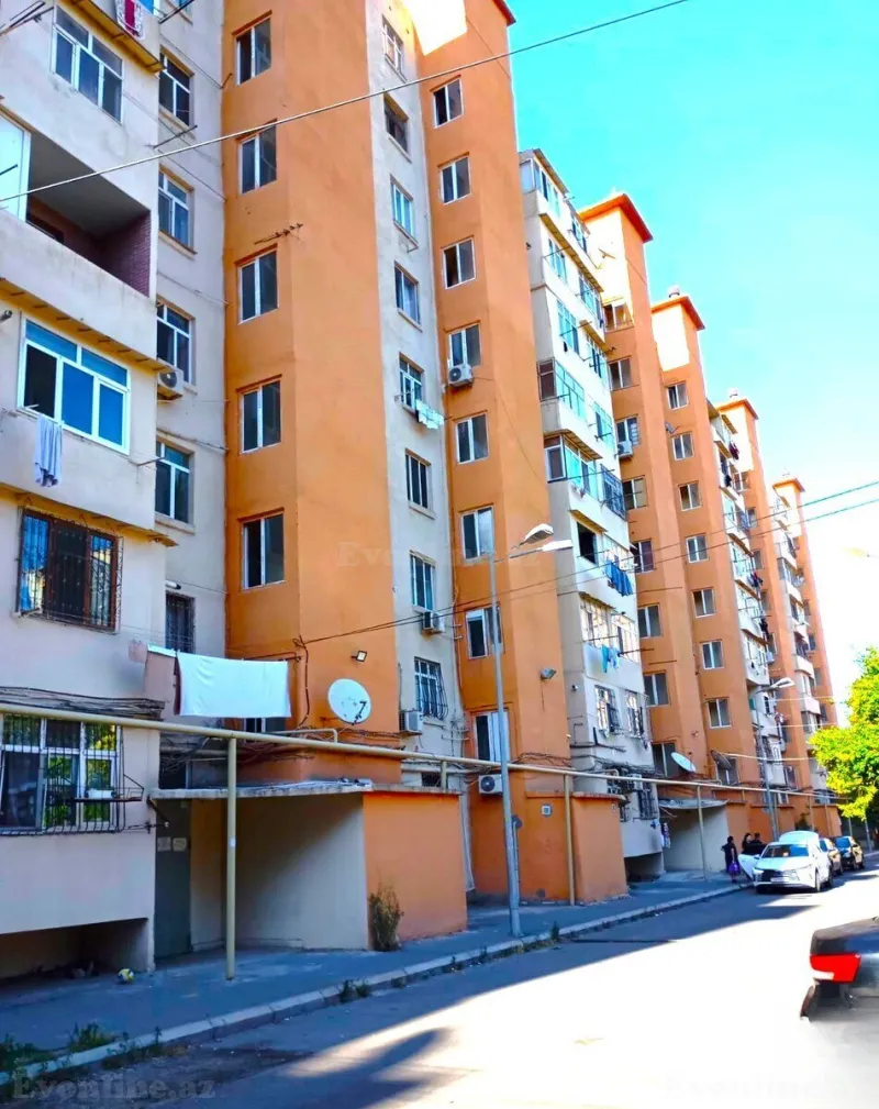 Satılır 5 otaqlı Mənzil Köhnə tikili 110 m² Xalqlar Dostluğu m.