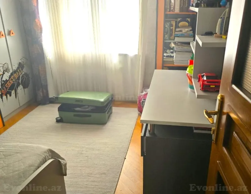 Satılır 5 otaqlı Mənzil Köhnə tikili 110 m² Xalqlar Dostluğu m. - şəkil 13