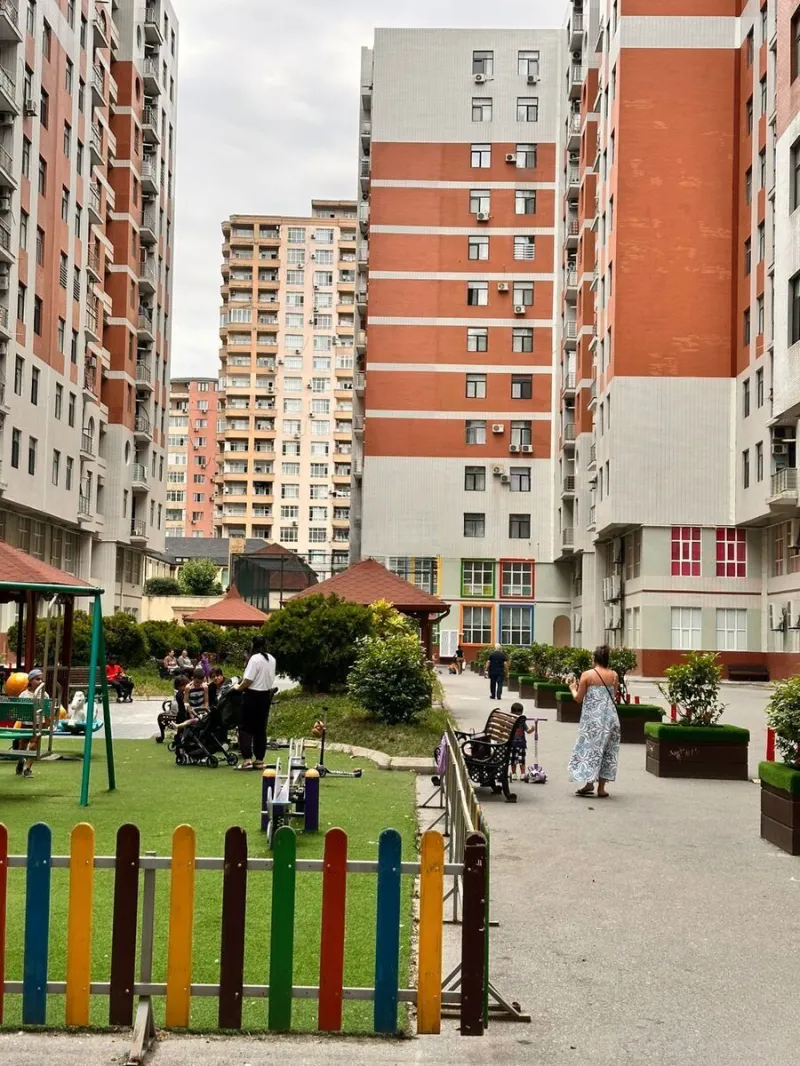 Kirayə verilir 1 otaqlı Mənzil Yeni tikili 60 m² 8 Noyabr m. - şəkil 2