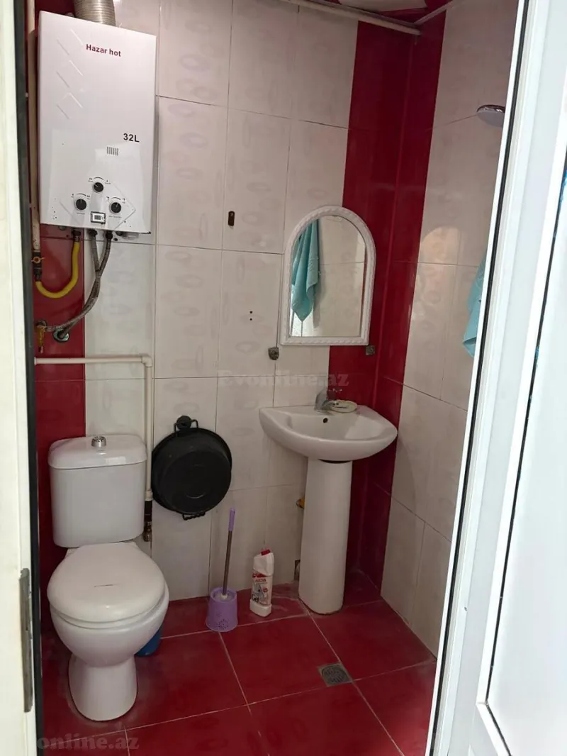 Satılır 2 otaqlı Mənzil Köhnə tikili 45 m² Gənclik m. - şəkil 5