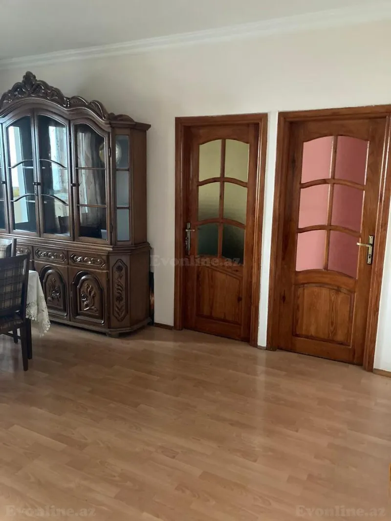 Satılır 3 otaqlı Mənzil Köhnə tikili 100 m² Gənclik m. - şəkil 5