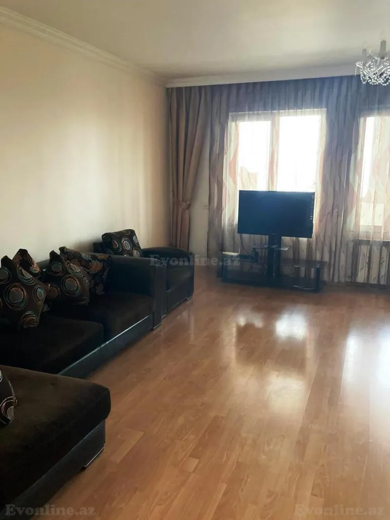 Satılır 3 otaqlı Mənzil Köhnə tikili 100 m² Gənclik m. - şəkil 6