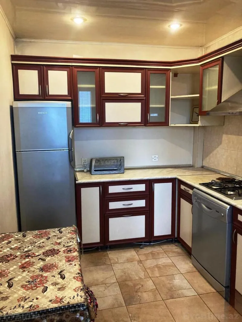 Satılır 3 otaqlı Mənzil Köhnə tikili 100 m² Gənclik m. - şəkil 13