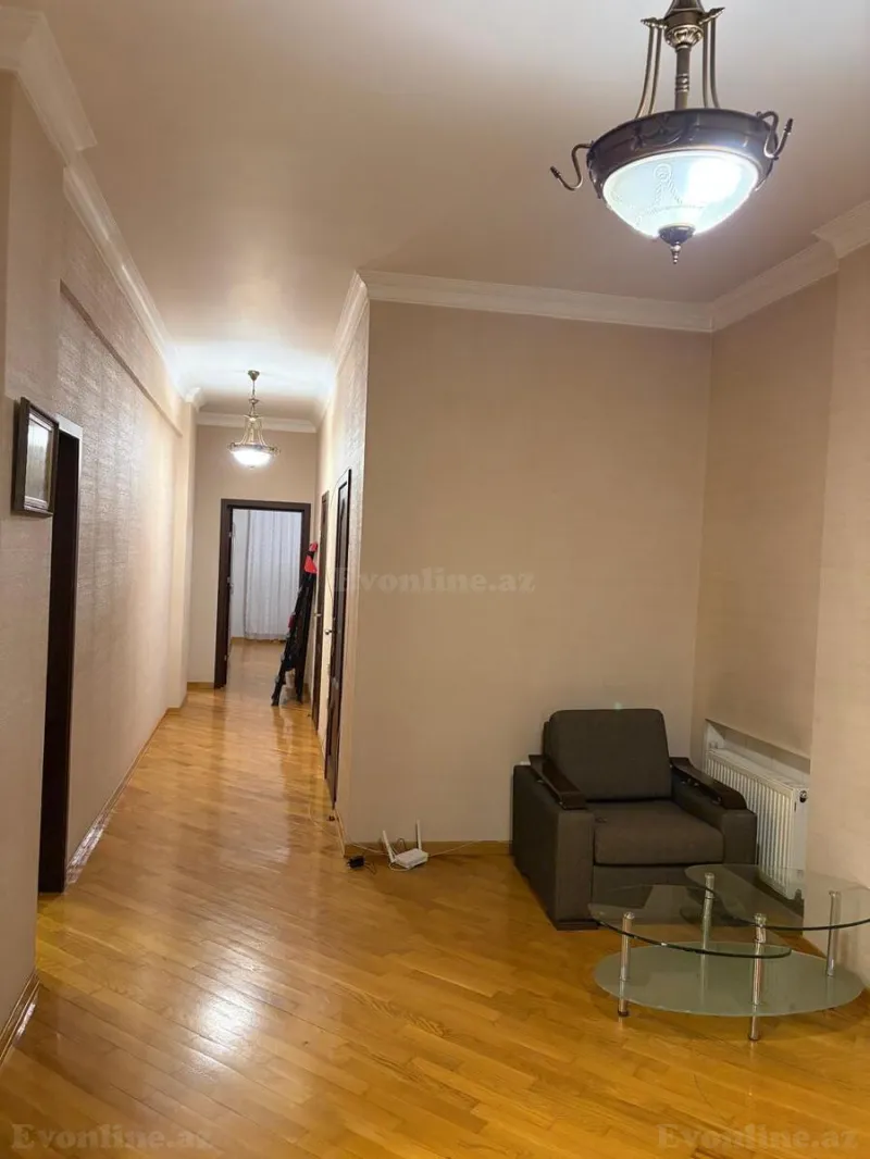 Kirayə verilir 3 otaqlı Mənzil Yeni tikili 150 m² Gənclik m. - şəkil 6