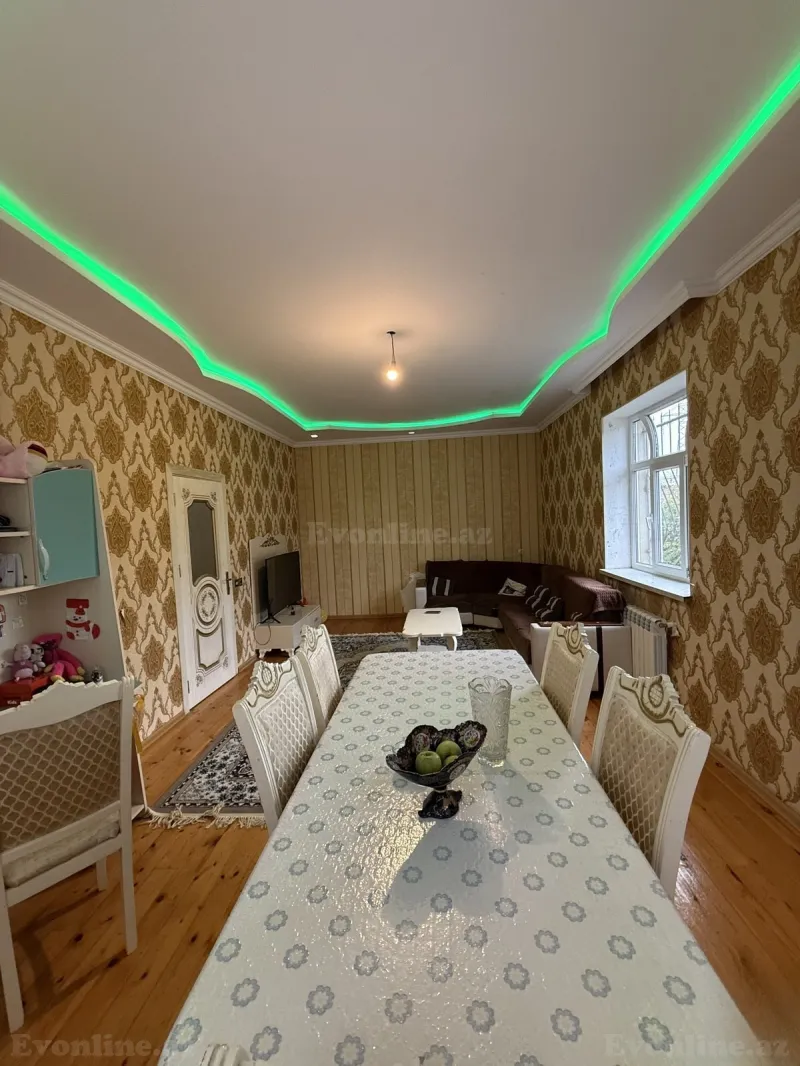 3 otaqlı Həyət evi 110 m² Balaxanı Satılır