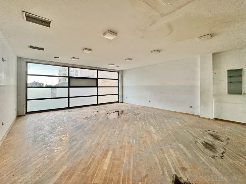 Satılır Obyekt 4473 m² Neftçilər m. - şəkil 13