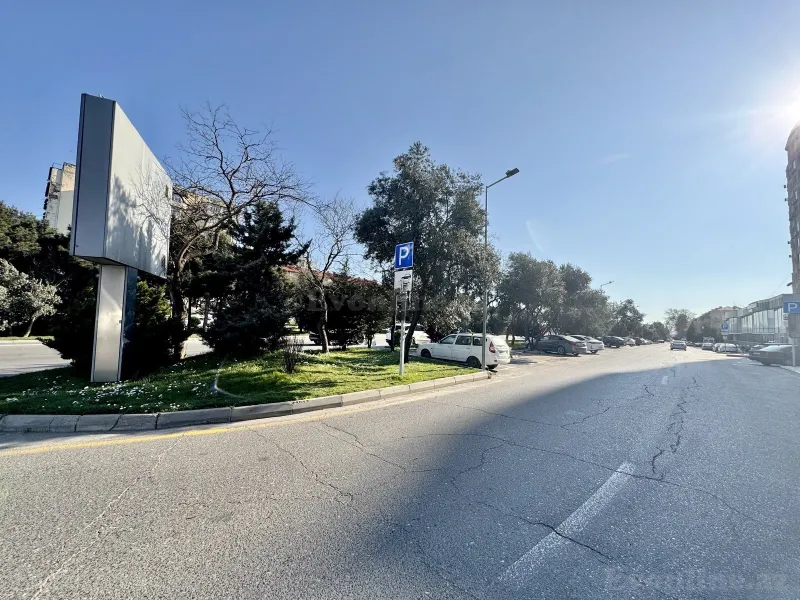 Satılır Obyekt 4473 m² Neftçilər m. - şəkil 16