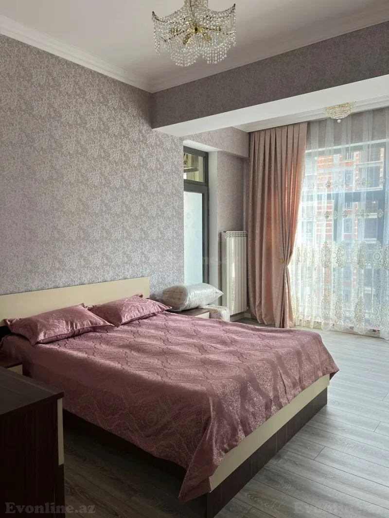 Kirayə verilir 4 otaqlı Mənzil Yeni tikili 193 m² 28 May m. - şəkil 5