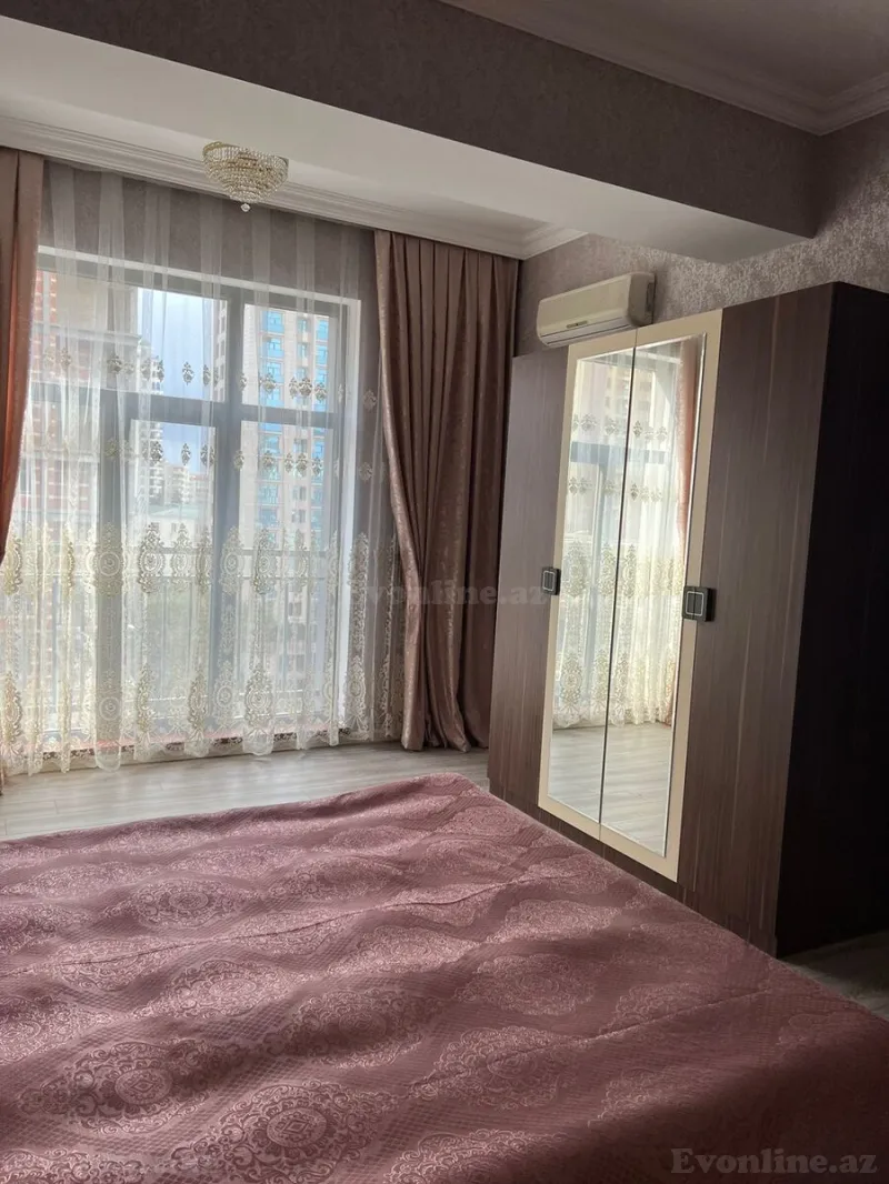 Kirayə verilir 4 otaqlı Mənzil Yeni tikili 193 m² 28 May m. - şəkil 6