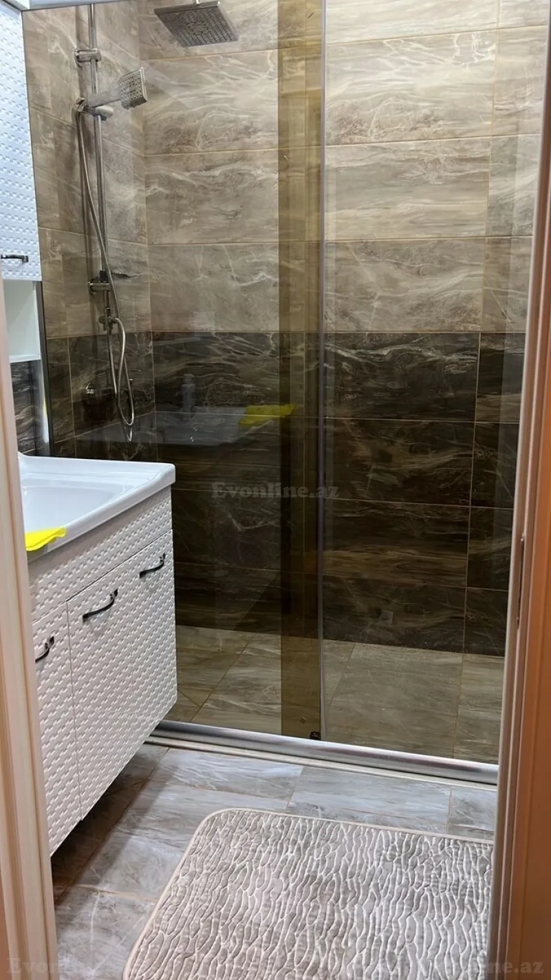 Kirayə verilir 4 otaqlı Mənzil Yeni tikili 193 m² 28 May m. - şəkil 17
