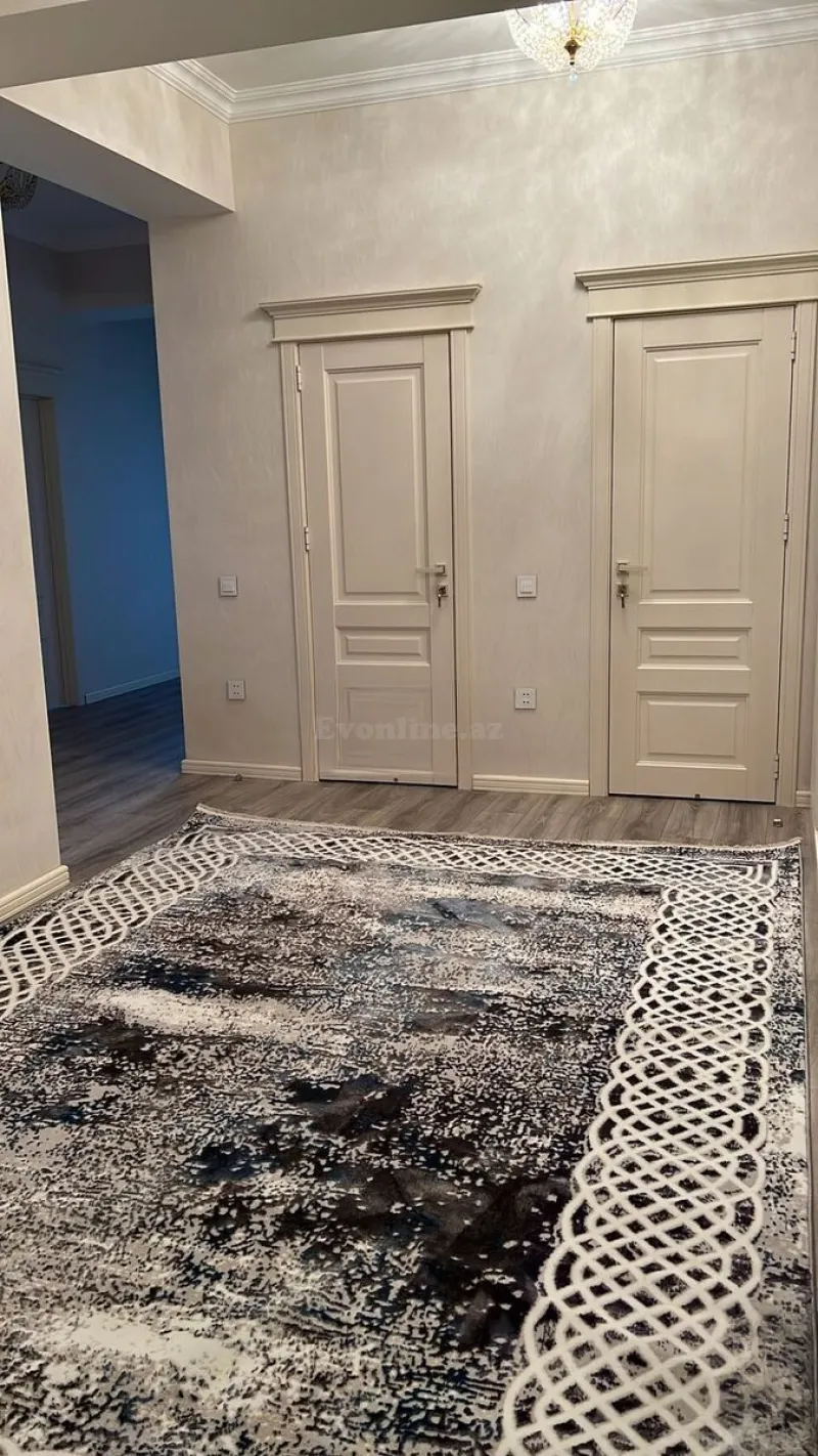 Kirayə verilir 4 otaqlı Mənzil Yeni tikili 193 m² 28 May m. - şəkil 18