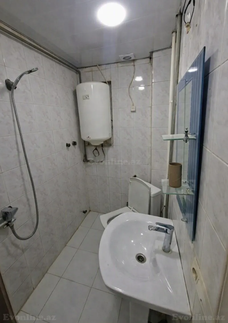 Kirayə verilir 2 otaqlı Mənzil Köhnə tikili 55 m² Elmlər Akademiyası m. - şəkil 7