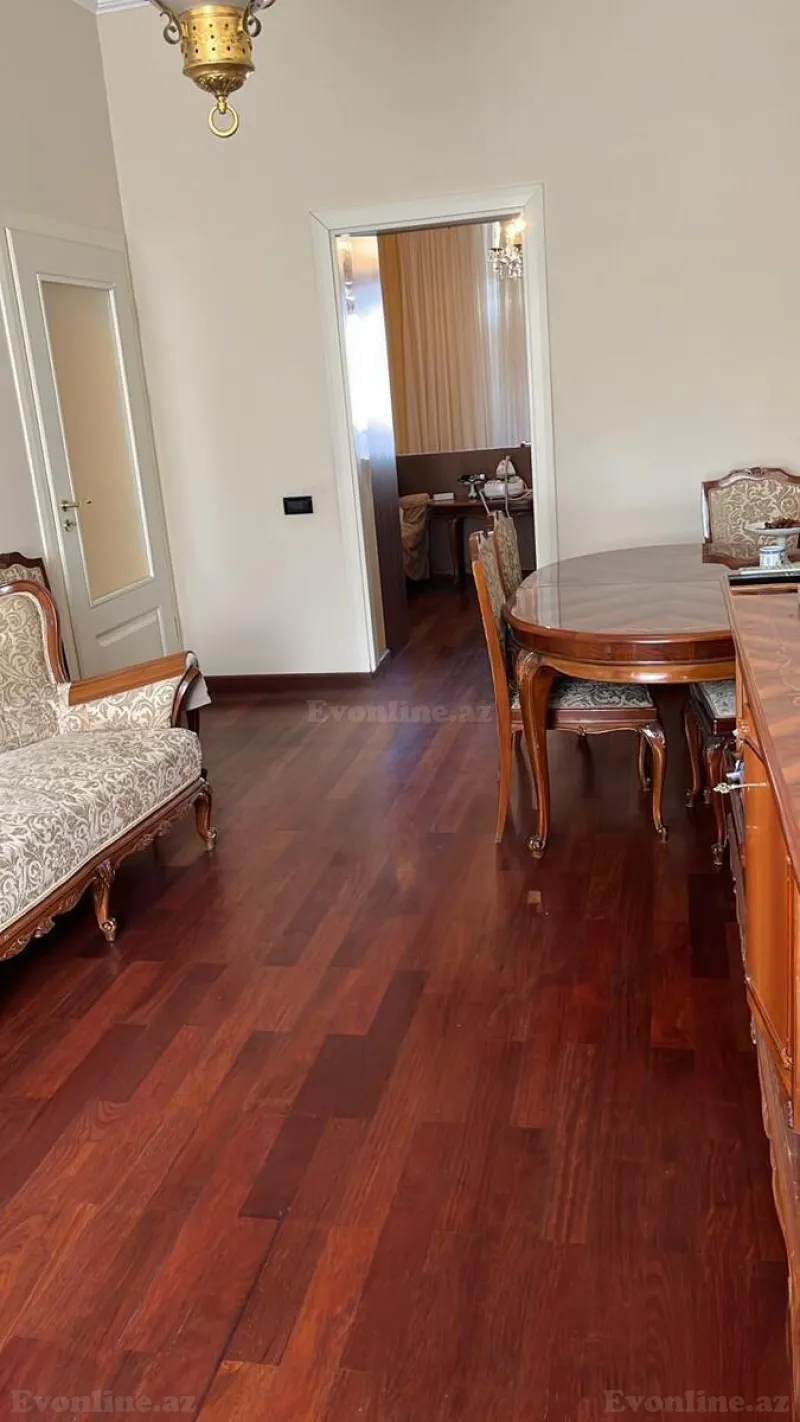 Satılır 2 otaqlı Mənzil Köhnə tikili 60 m² Nizami m. - şəkil 2