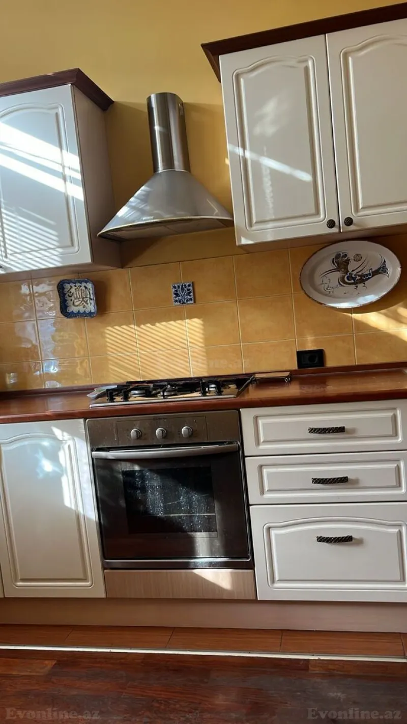 Satılır 2 otaqlı Mənzil Köhnə tikili 60 m² Nizami m. - şəkil 4