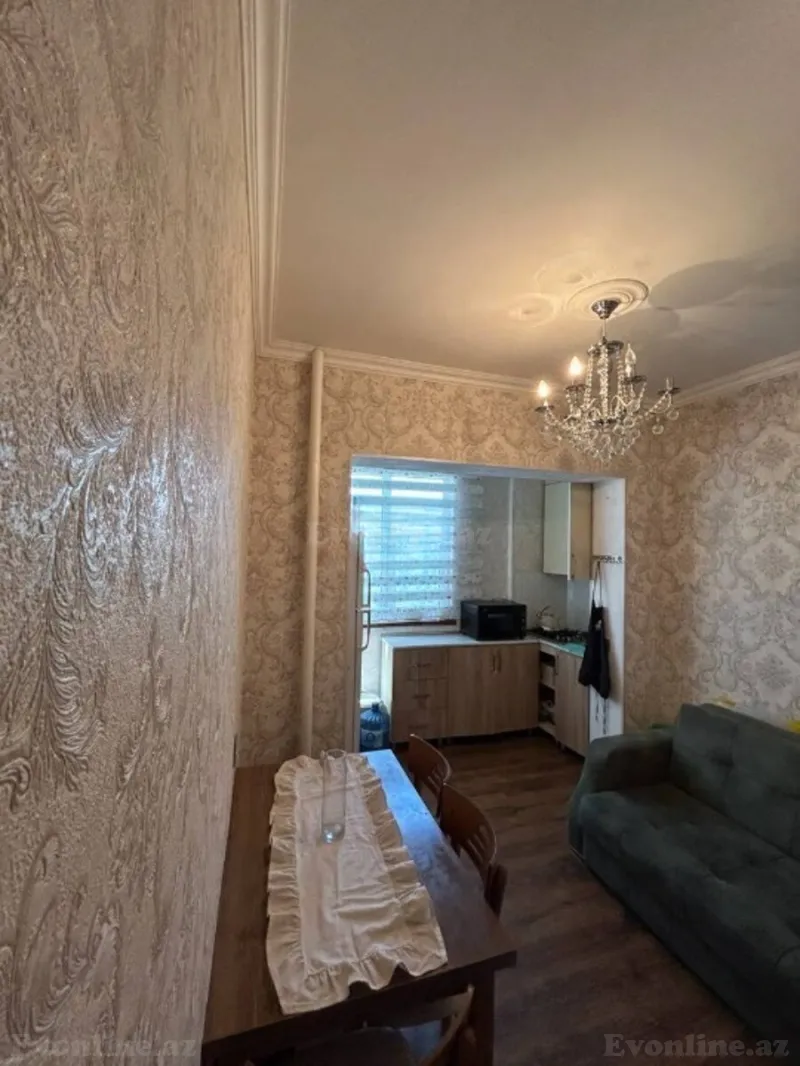 Satılır 2 otaqlı Mənzil Köhnə tikili 55 m² Memar Əcəmi m. - şəkil 2