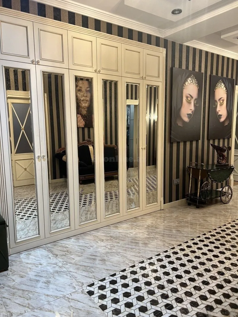 Satılır 4 otaqlı Mənzil Yeni tikili 170 m² Xətai r. - şəkil 2
