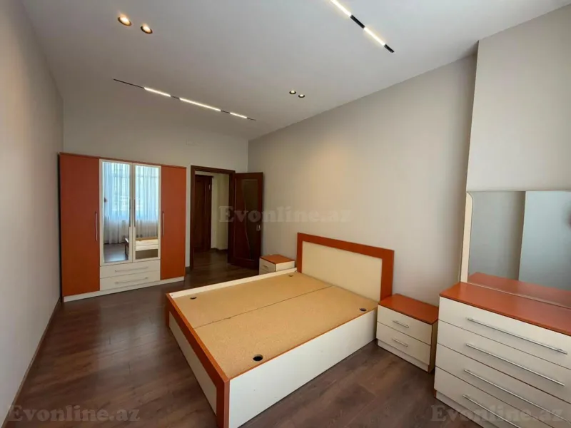 Satılır 3 otaqlı Mənzil Yeni tikili 120 m² 8 Noyabr m. - şəkil 8