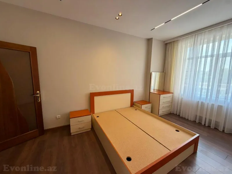Satılır 3 otaqlı Mənzil Yeni tikili 120 m² 8 Noyabr m. - şəkil 12