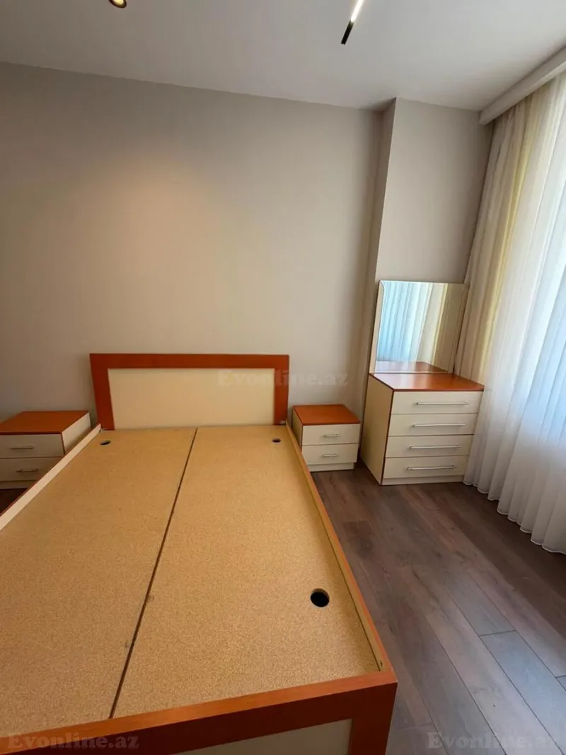 Satılır 3 otaqlı Mənzil Yeni tikili 120 m² 8 Noyabr m. - şəkil 17