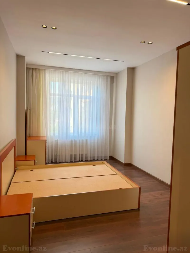 Satılır 3 otaqlı Mənzil Yeni tikili 120 m² 8 Noyabr m. - şəkil 21
