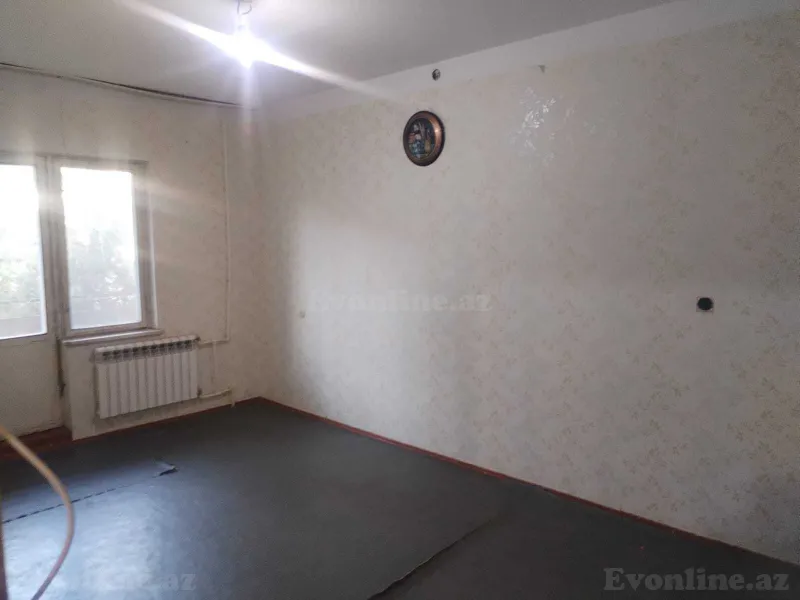 3 otaqlı Mənzil 90 m² Xətai r. Satılır